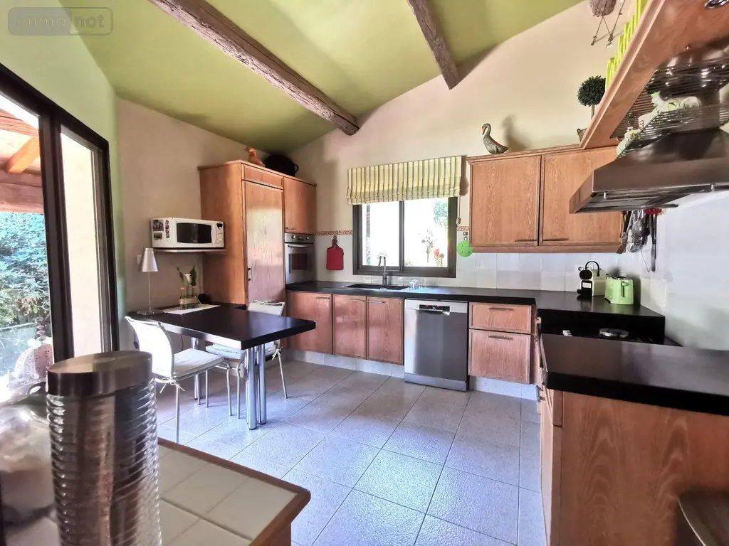 Maison a vendre Saint-Martin-de-Crau 13310 Bouches-du-Rhône 13 215 m2 7 pièces 795000 euros 075/142 005