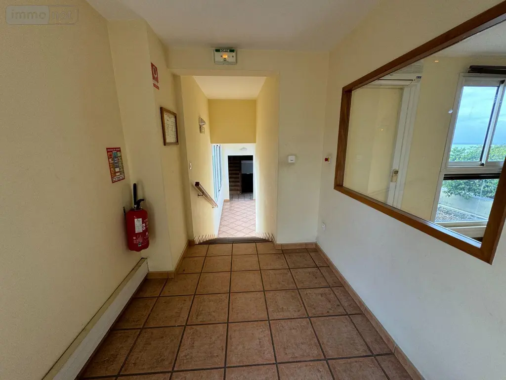 Immeuble de rapport a vendre Saint-Pierre 97410 La Réunion 974 878 m2 30 pièces 2496000 euros 97424/41 011