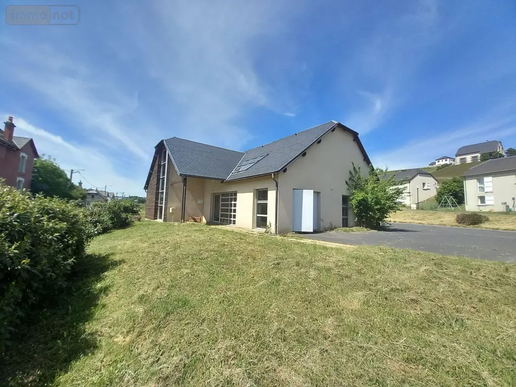 Immeuble de rapport a vendre Allanche 15160 Cantal 15 219 m2 185000 euros FG/2208 001