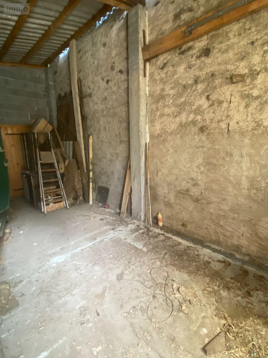 Maison a vendre Ally 15700 Cantal 15 100 m2 38600 euros 15060/1156 017