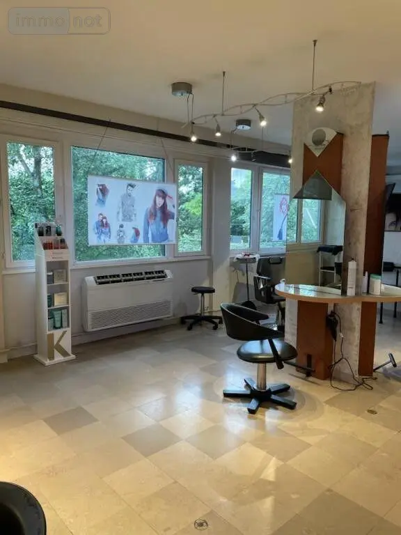 Fonds et murs commerciaux a vendre Marcq-en-Barœul 59700 Nord 59 124 m2 74900 euros 12995/953 002