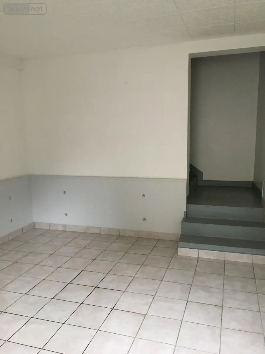 Location appartement Fléré-la-Rivière 36700 Indre 36 34 m2 2 pièces 300 euros 1036472 (2) 002
