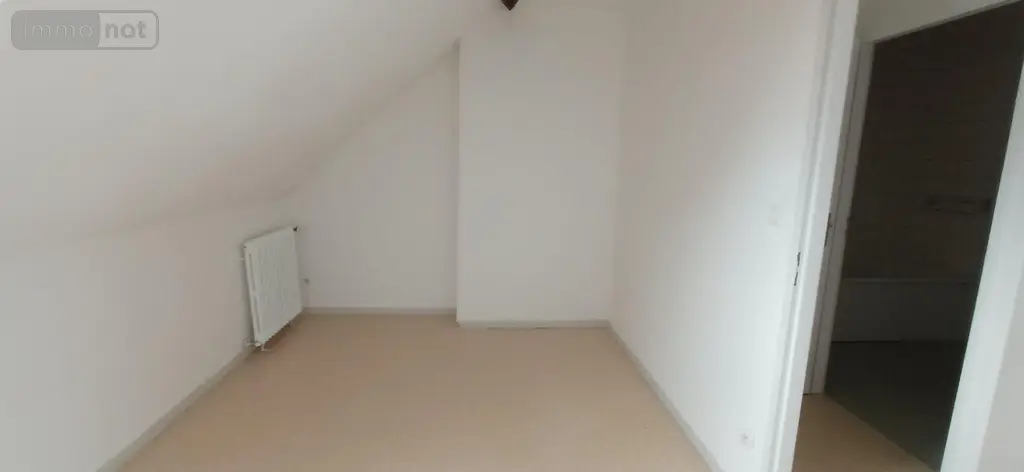 Location appartement Langres 52200 Haute-Marne 52 67 m2 3 pièces 590 euros 020/922 013