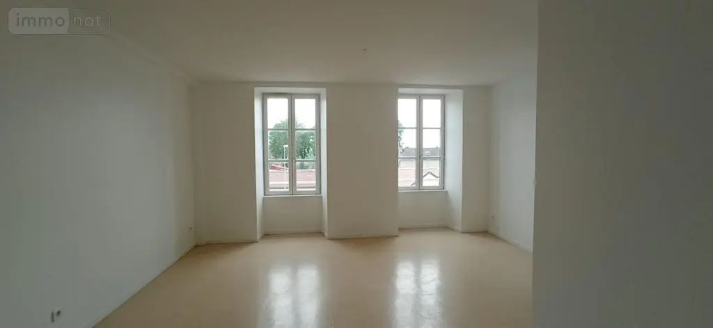 Location appartement Langres 52200 Haute-Marne 52 67 m2 3 pièces 590 euros 020/922 004