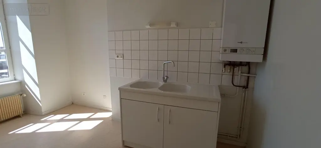 Location appartement Langres 52200 Haute-Marne 52 67 m2 3 pièces 590 euros 020/922 002
