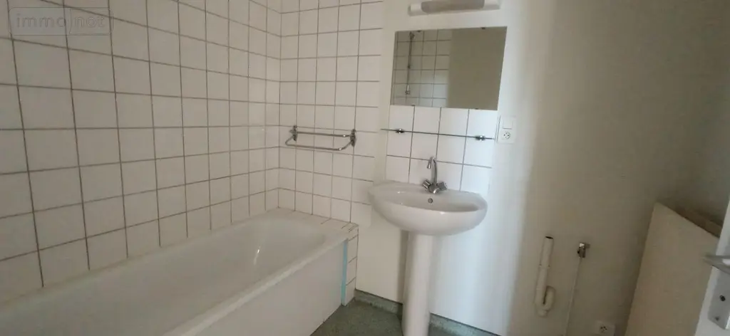 Location appartement Langres 52200 Haute-Marne 52 67 m2 3 pièces 590 euros 020/922 016