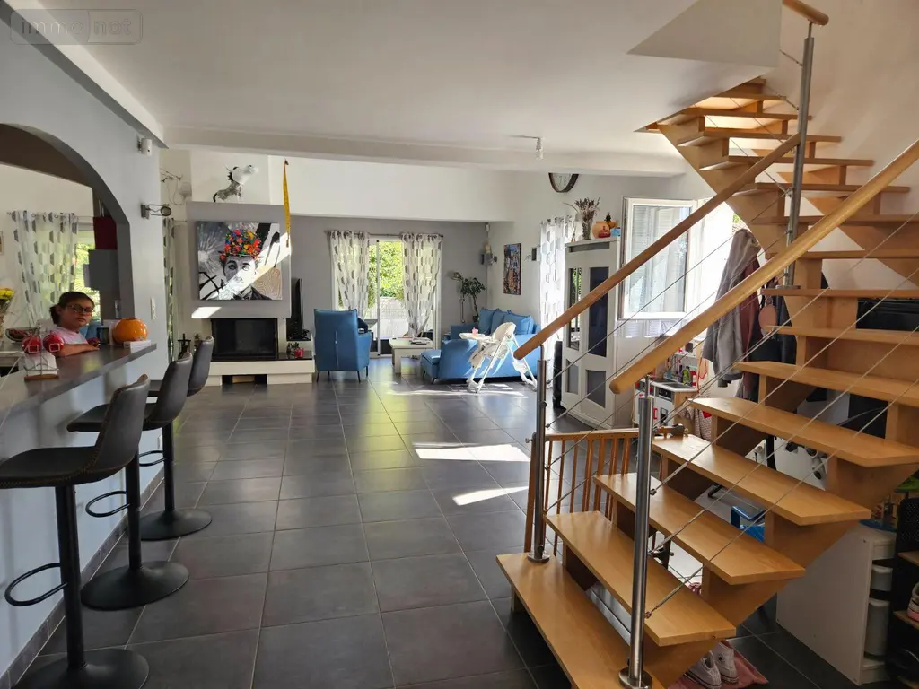 Maison a vendre Le Gua 17600 Charente-Maritime 17 207 m2 8 pièces 676000 euros 02031 003