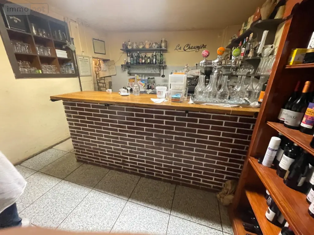 Fonds et murs commerciaux a vendre Thiverny 60160 Oise 60 370 m2 5 pièces 245000 euros 60092/330 003