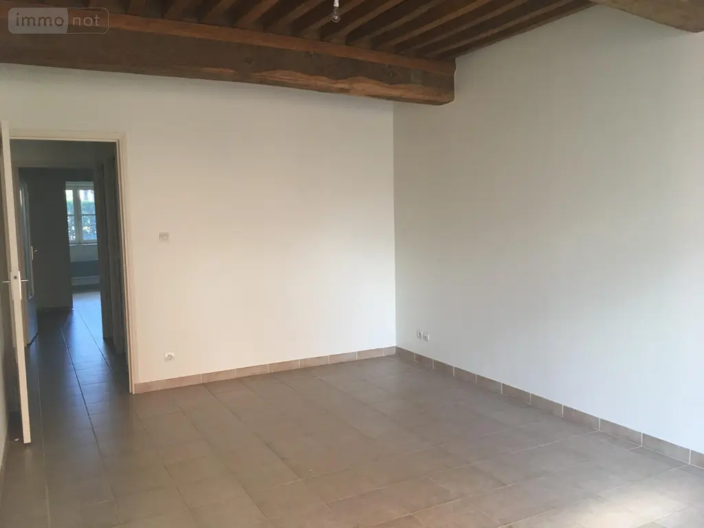 Location appartement Cluny 71250 Saône-et-Loire 71 45 m2 2 pièces 520 euros l800210944 001