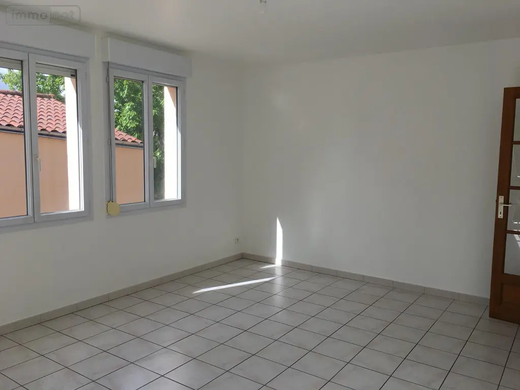 Location appartement Cluny 71250 Saône-et-Loire 71 74 m2 3 pièces 730 euros l800221225 007