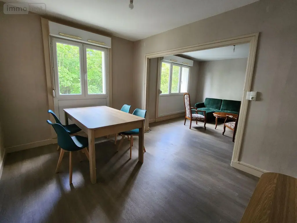 Location appartement Troyes 10000 Aube 10 75 m2 3 pièces 770 euros 10376/-1193-1 011