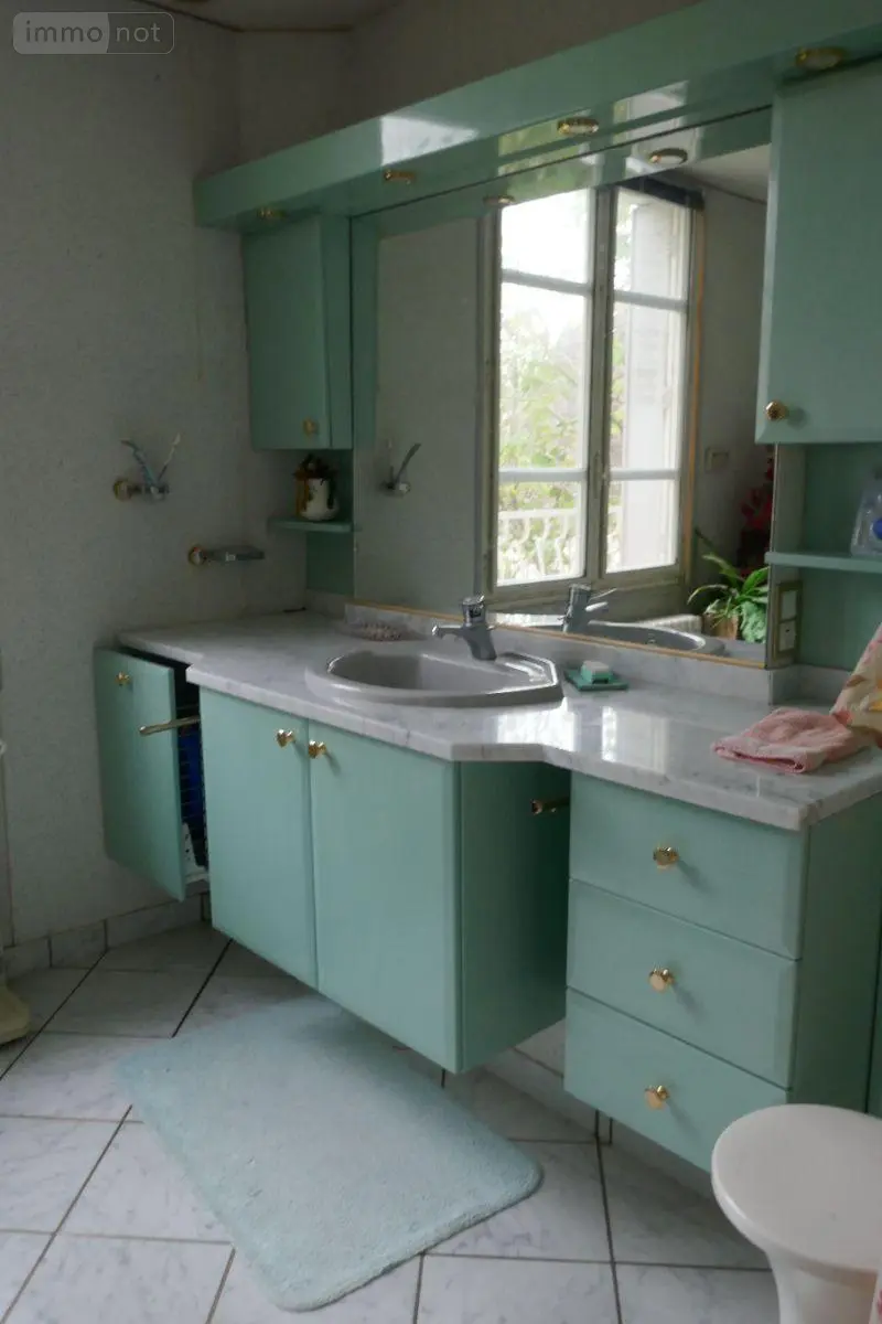 Maison a vendre Le Pont-Chrétien-Chabenet 36800 Indre 36 137 m2 6 pièces 105000 euros 037/2490 006