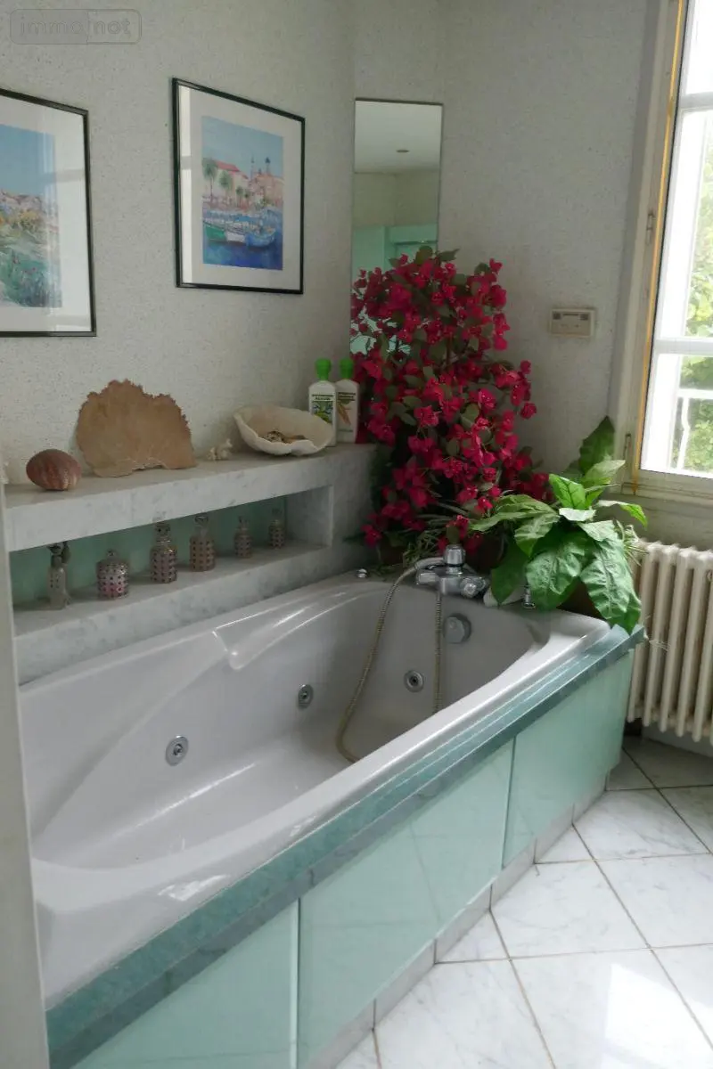 Maison a vendre Le Pont-Chrétien-Chabenet 36800 Indre 36 137 m2 6 pièces 105000 euros 037/2490 007
