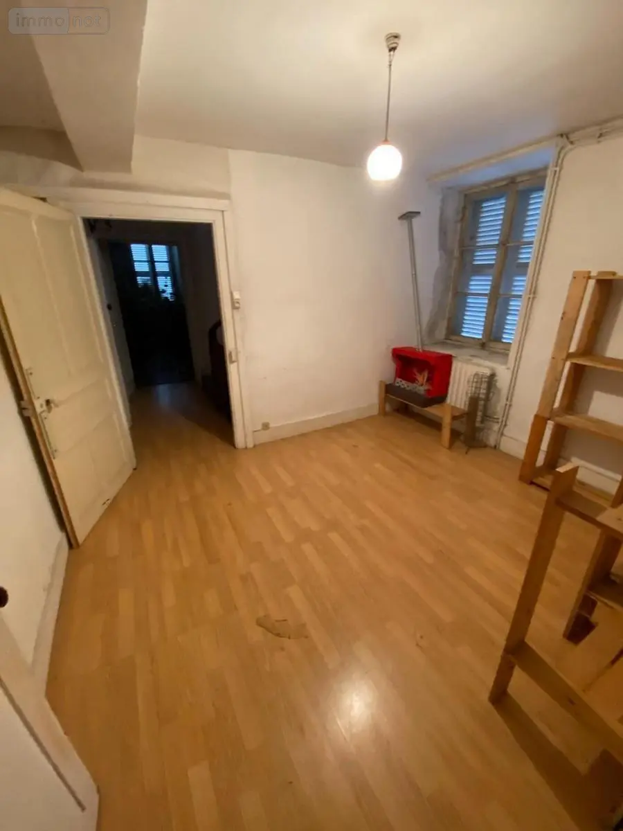 Immeuble de rapport a vendre Villersexel 70110 Haute-Saône 70 300 m2 117680 euros VI124-COMPANY40400MZL 009