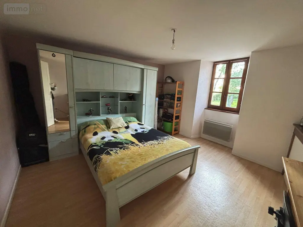 Immeuble de rapport a vendre Bagnac-sur-Célé 46270 Lot 46 180 m2 8 pièces 239900 euros 46030/IMMR/504 004