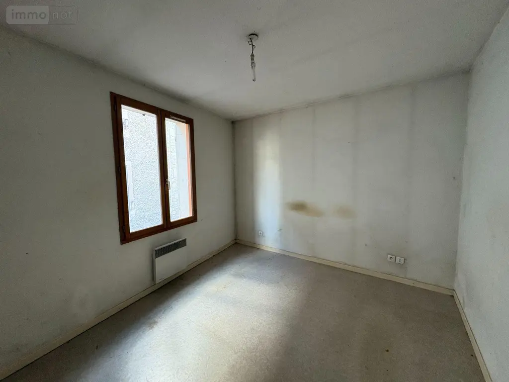 Immeuble de rapport a vendre Joinville 52300 Haute-Marne 52 200 m2 9 pièces 148100 euros JO/976 016