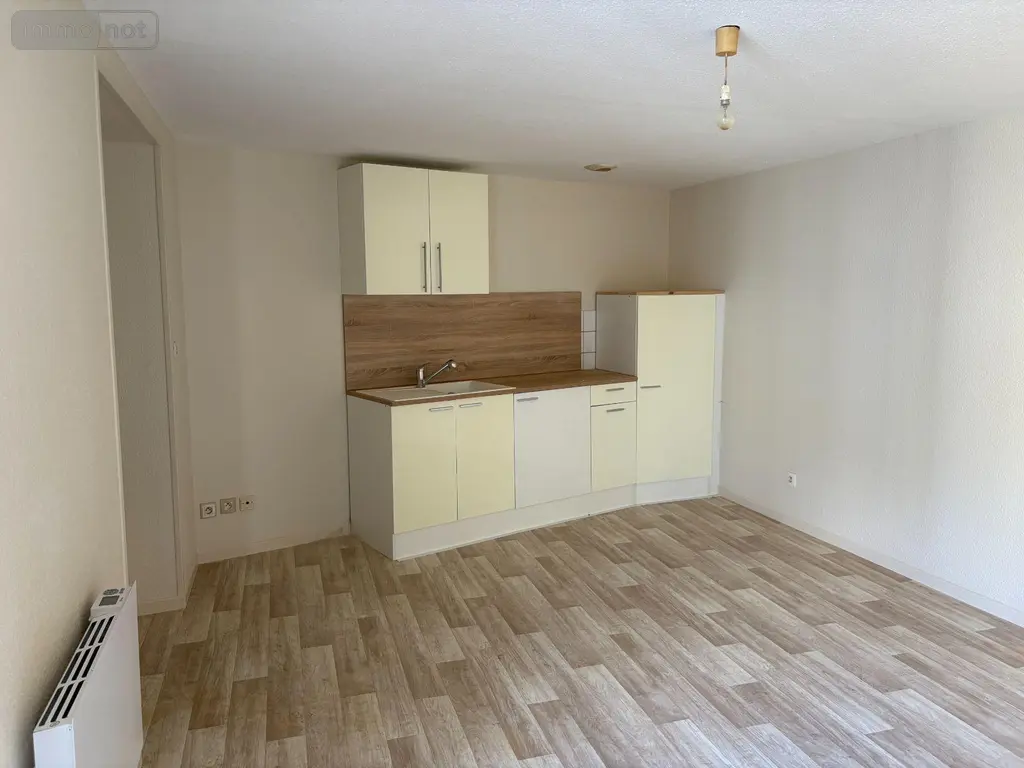 Immeuble de rapport a vendre Joinville 52300 Haute-Marne 52 200 m2 9 pièces 148100 euros JO/976 002