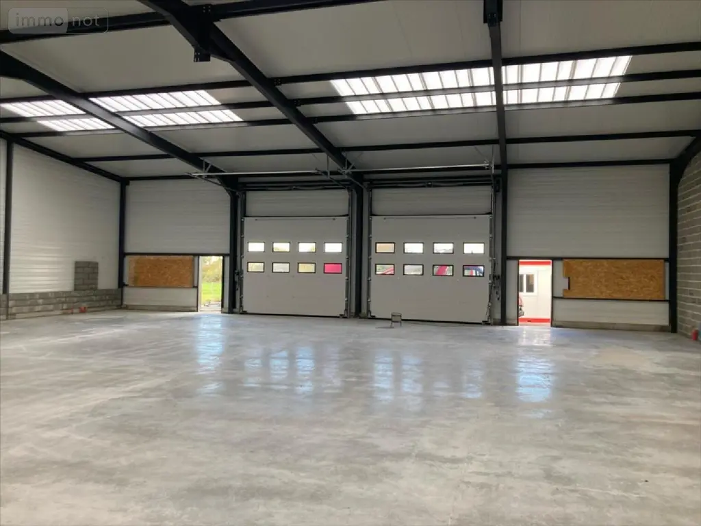 Location garage et parking Saint-Vigor-le-Grand 14400 Calvados 14 100 m2 948 euros L 571 002
