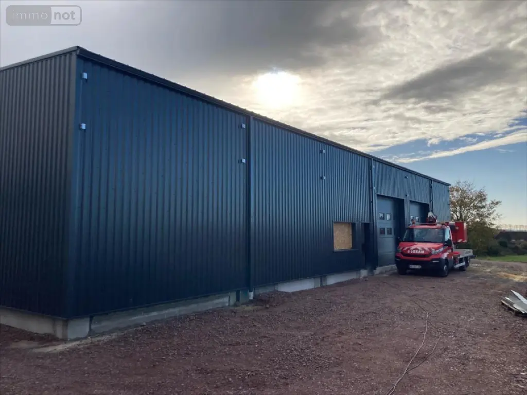 Location garage et parking Saint-Vigor-le-Grand 14400 Calvados 14 100 m2 948 euros L 571 004