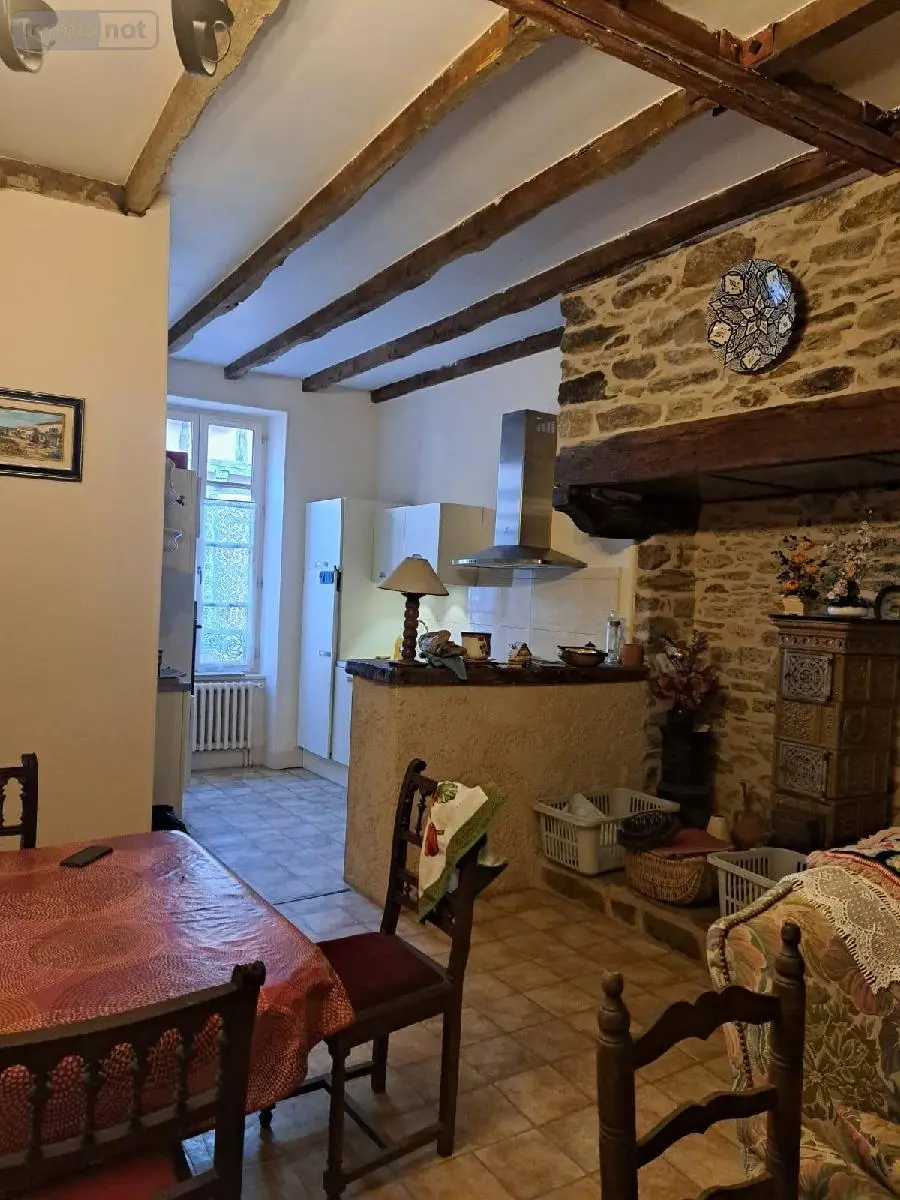 Immeuble de rapport a vendre Sauveterre-de-Rouergue 12800 Aveyron 12 233 m2 9 pièces 190000 euros 1008720 003