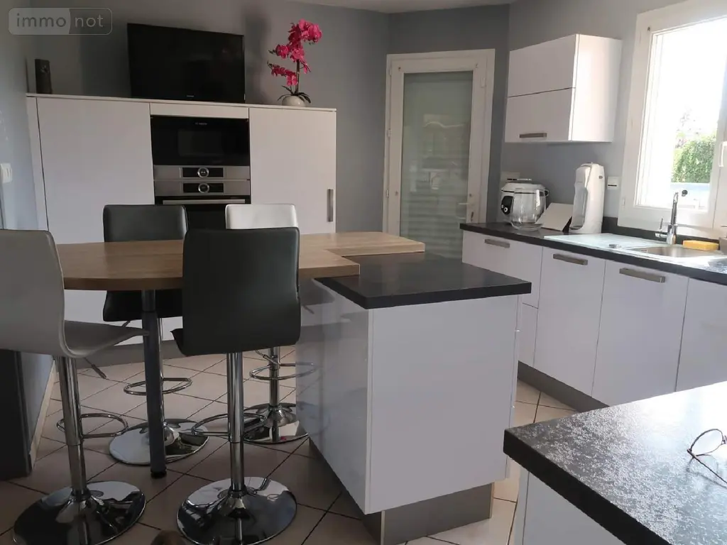 Maison a vendre Irodouër 35850 Ille-et-Vilaine 35 146 m2 6 pièces 383752 euros 050/2203 004
