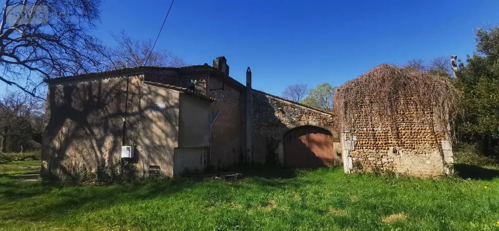 Propriete a vendre Saint-Martin-de-Crau 13310 Bouches-du-Rhône 13 170 m2 6 pièces 780000 euros 075/167 007