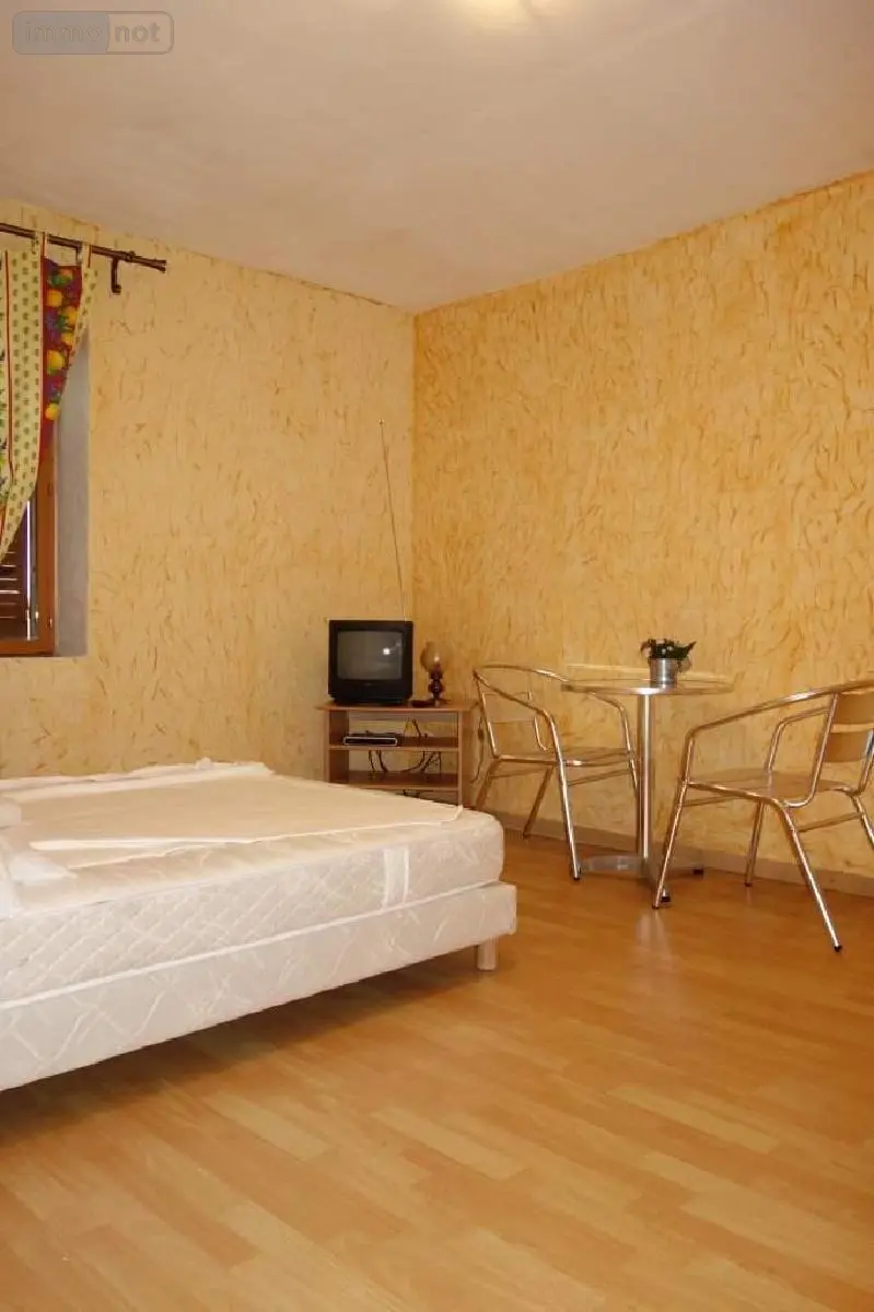Fonds et murs commerciaux a vendre Charbonnières 71260 Saône-et-Loire 71 192 m2 7 pièces 215000 euros MU 17 011