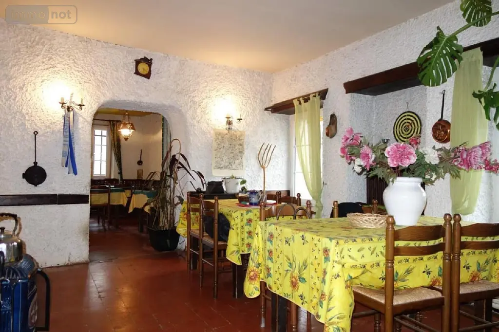Fonds et murs commerciaux a vendre Charbonnières 71260 Saône-et-Loire 71 192 m2 7 pièces 215000 euros MU 17 003