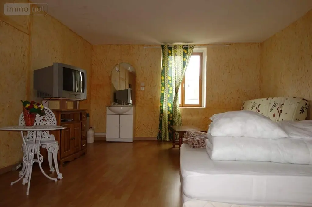 Fonds et murs commerciaux a vendre Charbonnières 71260 Saône-et-Loire 71 192 m2 7 pièces 215000 euros MU 17 004