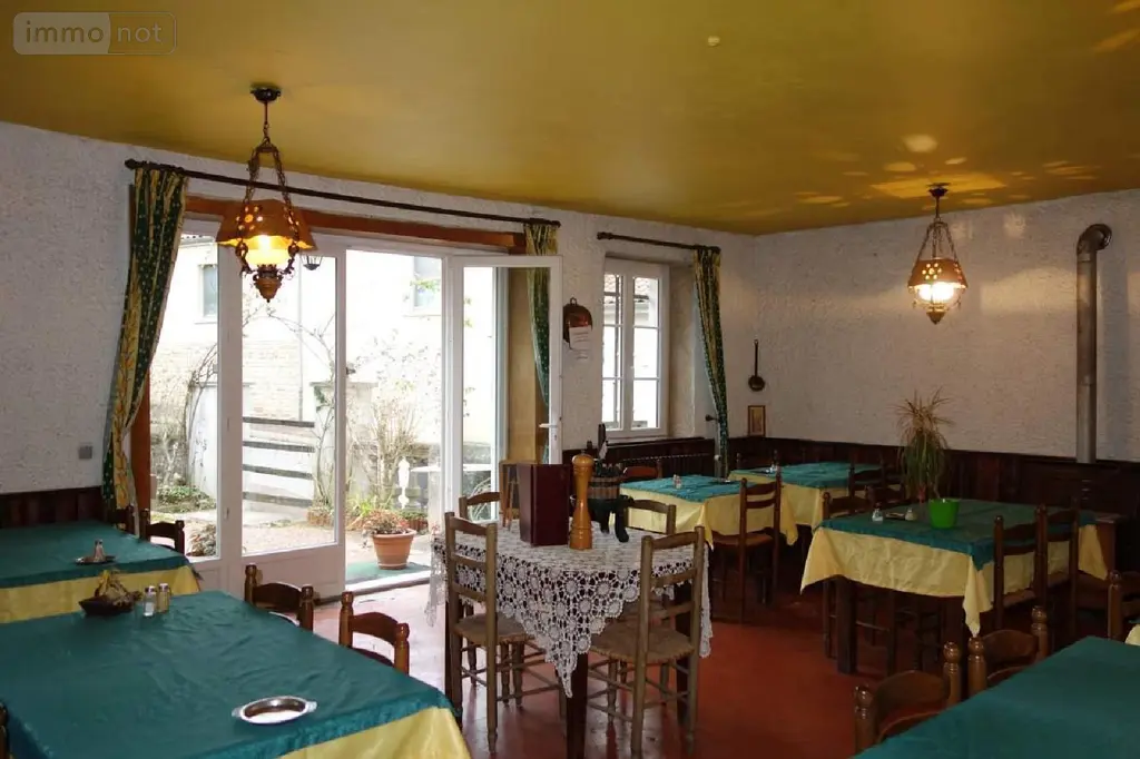 Fonds et murs commerciaux a vendre Charbonnières 71260 Saône-et-Loire 71 192 m2 7 pièces 215000 euros MU 17 008