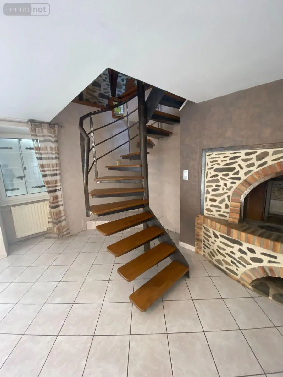 Maison a vendre Mauriac 15200 Cantal 15 85 m2 5 pièces 190800 euros 15060/1186 008