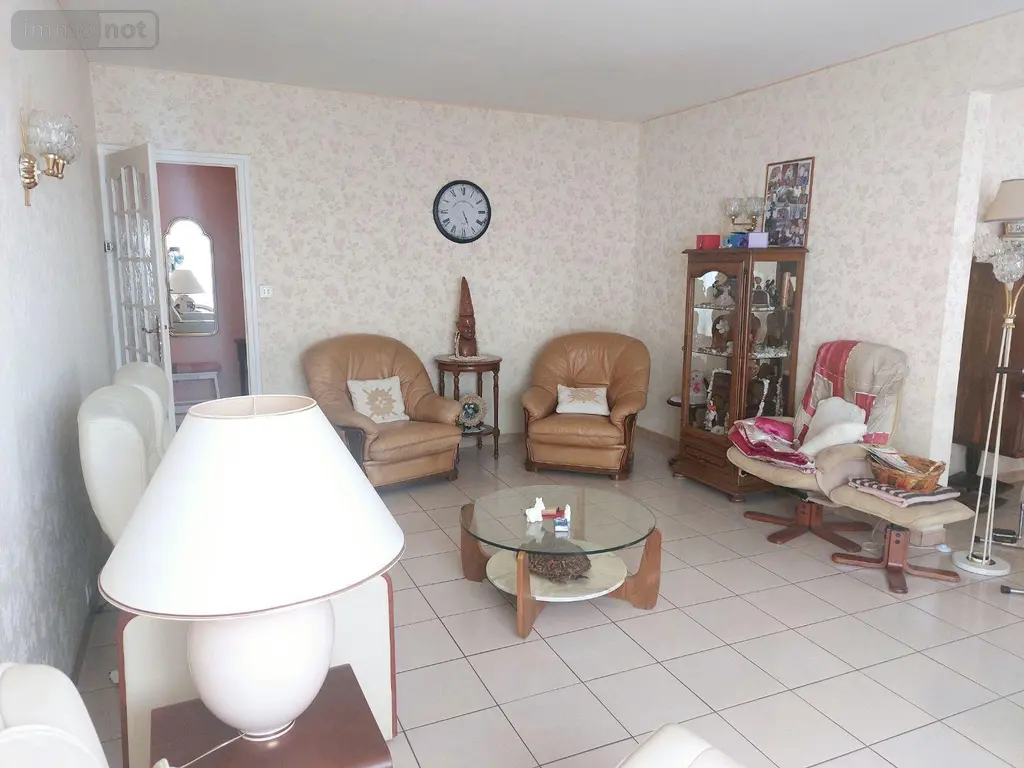 Appartement a vendre La Rochelle 17000 Charente-Maritime 17 79 m2 2 pièces 208640 euros 568 003