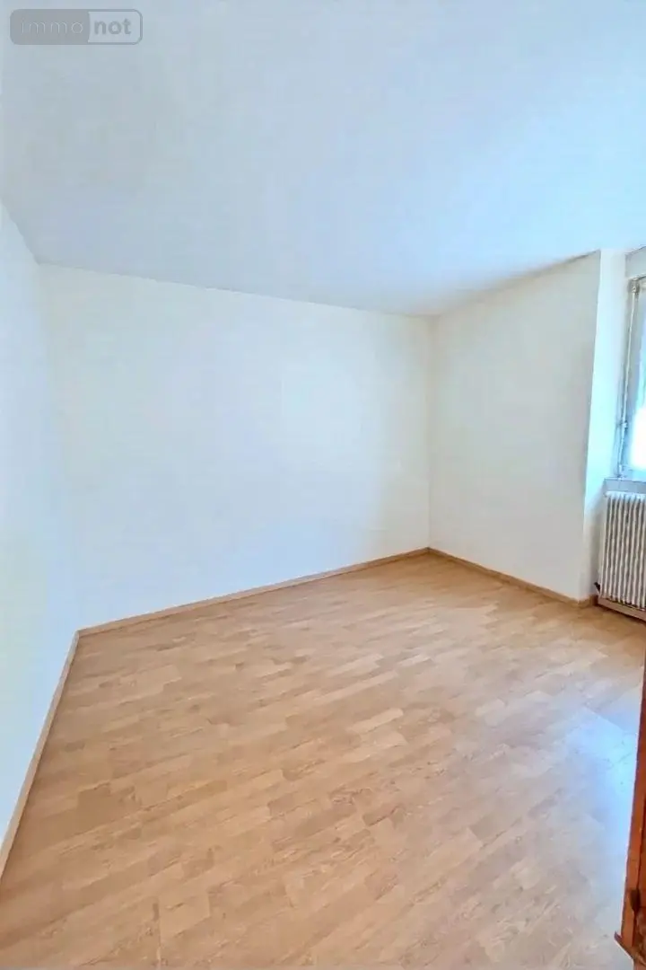 Maison a vendre Le Lude 72800 Sarthe 72 183 m2 7 pièces 162440 euros 13861/1459 011