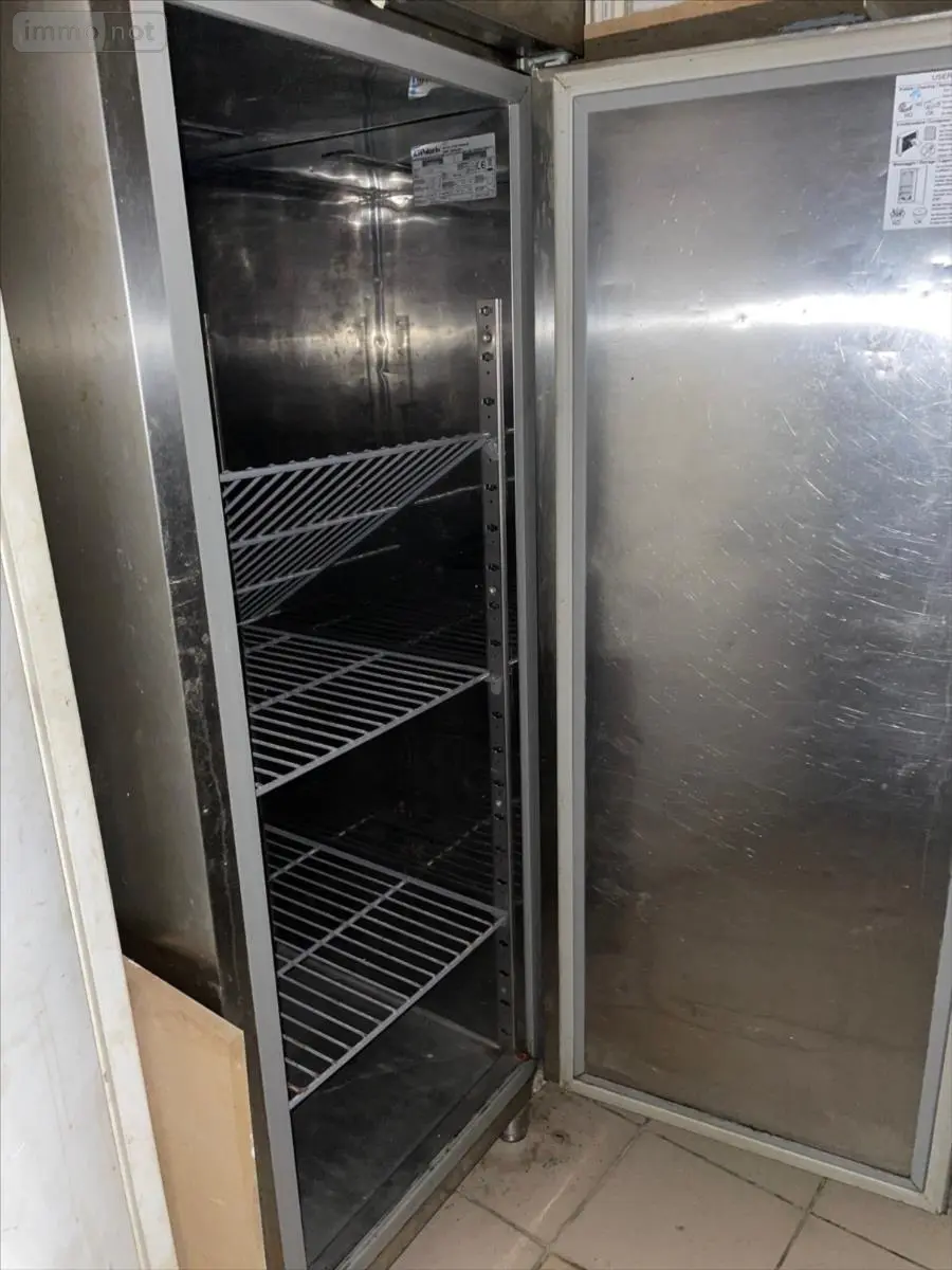 Fonds et murs commerciaux a vendre Lannion 22300 Côtes-d'Armor 22 150 m2 5 pièces 158250 euros A35-1051569 010