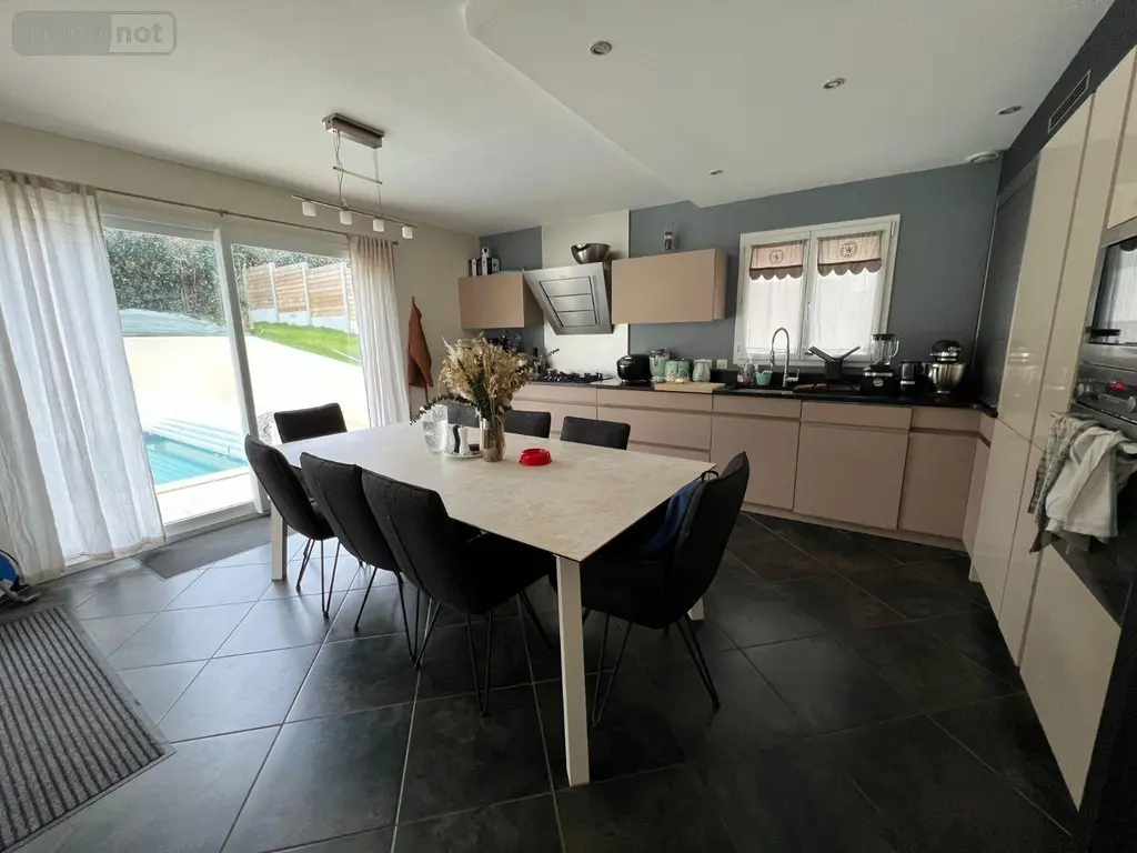 Maison a vendre Ergué-Gabéric 29500 Finistère 29 163 m2 6 pièces 587600 euros 16090/59 004