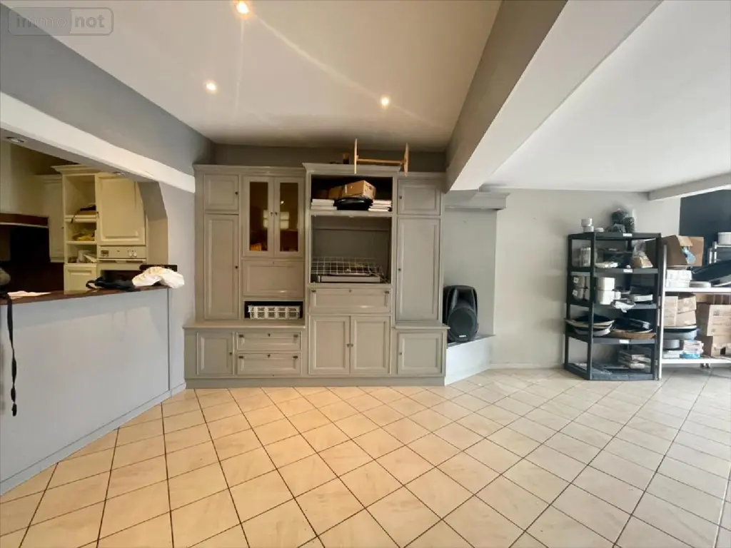 Immeuble de rapport a vendre Steenvoorde 59114 Nord 59 208 m2 409850 euros H124012 003