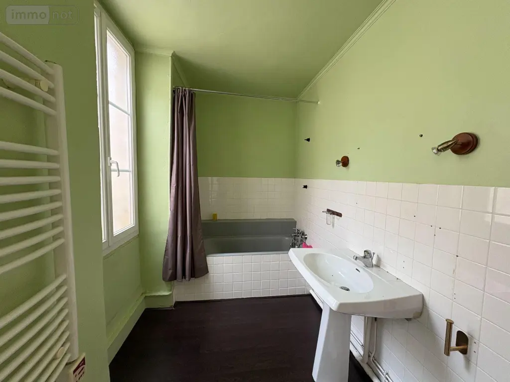 Maison a vendre Saint-Gaultier 36800 Indre 36 205 m2 7 pièces 180200 euros 037/2544 008