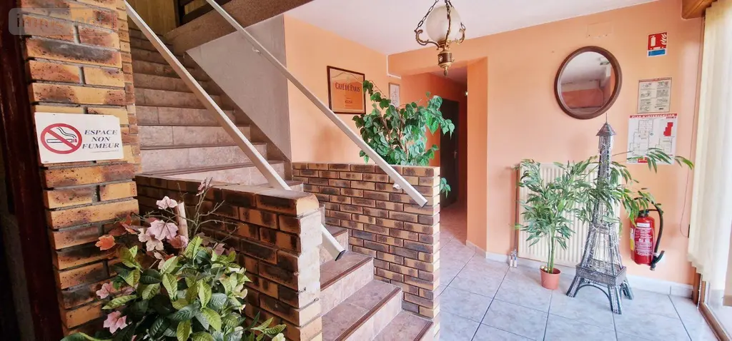 Maison a vendre Lons-le-Saunier 39000 Jura 39 400 m2 16 pièces 499000 euros SA-DI 006