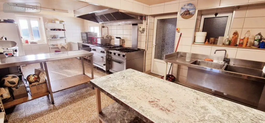 Maison a vendre Lons-le-Saunier 39000 Jura 39 400 m2 16 pièces 499000 euros SA-DI 008