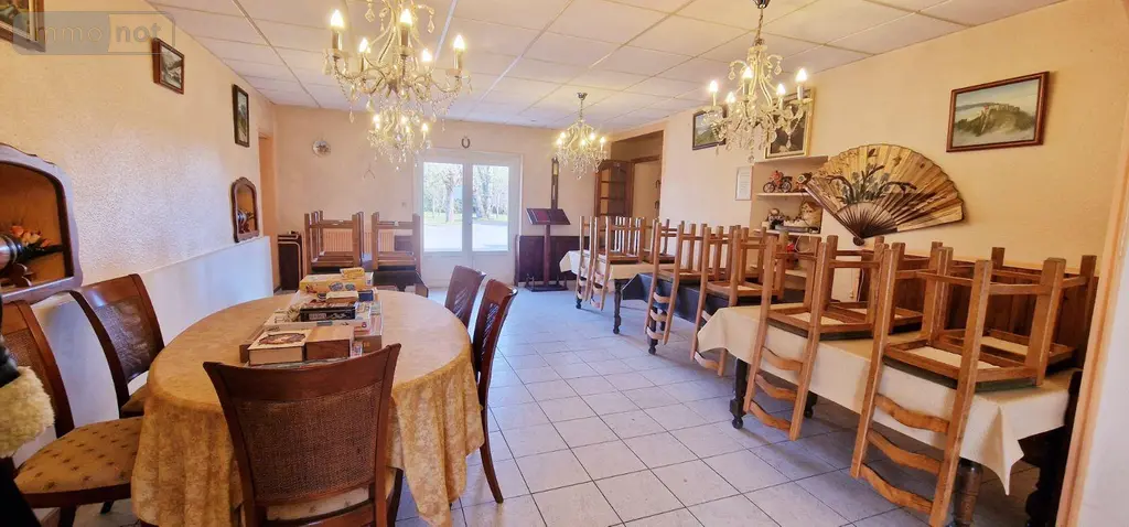 Maison a vendre Lons-le-Saunier 39000 Jura 39 400 m2 16 pièces 499000 euros SA-DI 009
