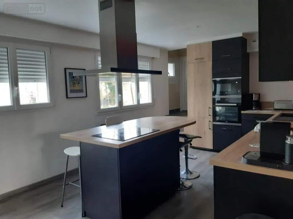 Maison a vendre Pontivy 56300 Morbihan 56 190 m2 7 pièces 270000 euros 063-371 003