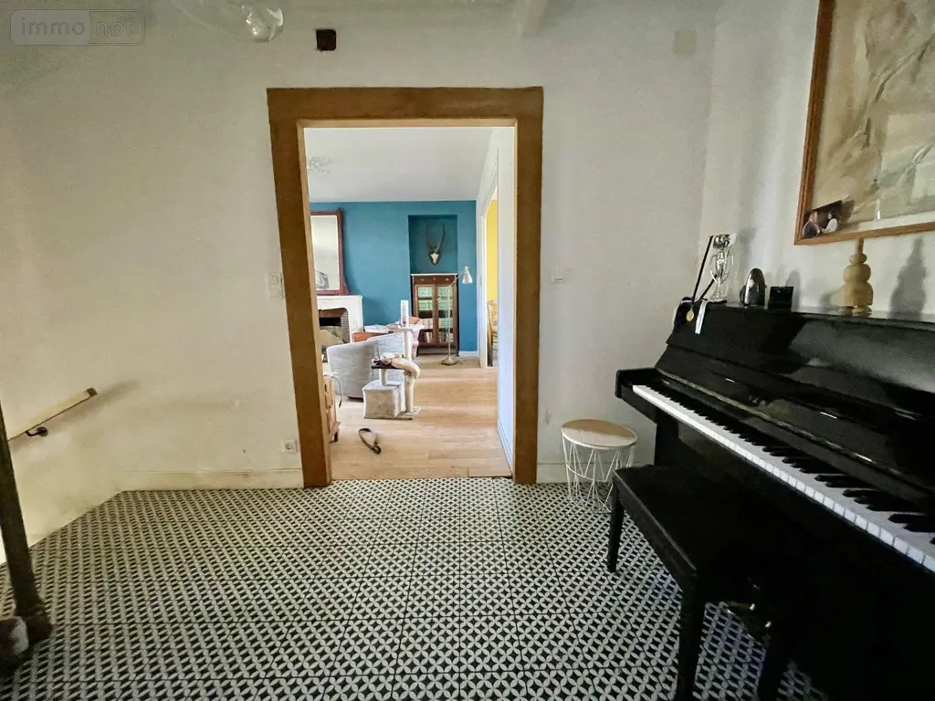 Immeuble de rapport a vendre Plouaret 22420 Côtes-d'Armor 22 245 m2 6 pièces 240694 euros B23/2025 006