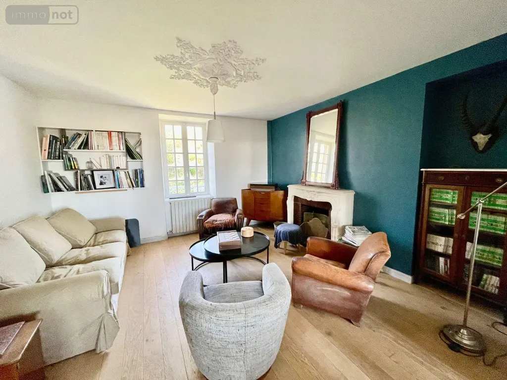 Immeuble de rapport a vendre Plouaret 22420 Côtes-d'Armor 22 245 m2 6 pièces 240694 euros B23/2025 002