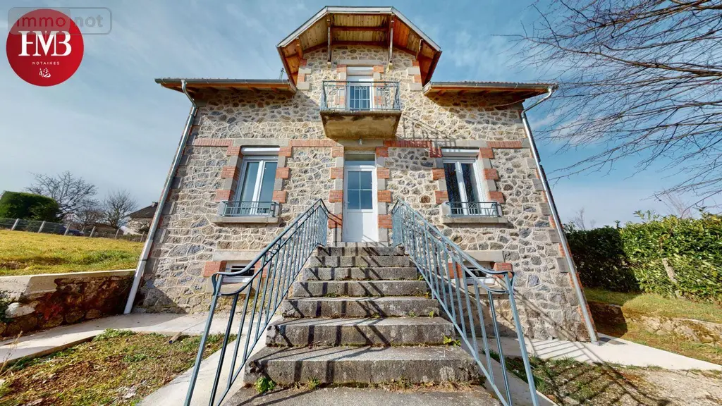 Maison a vendre Lacapelle-Viescamp 15150 Cantal 15 125 m2 5 pièces 229000 euros 10627/986 002