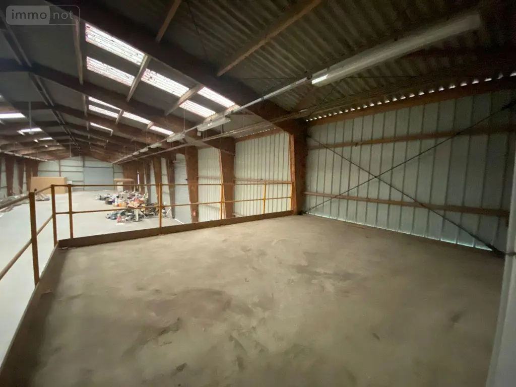 Location fonds et murs commerciaux Le Mans 72000 Sarthe 72 1300 m2 4500 euros 72122-1350 010