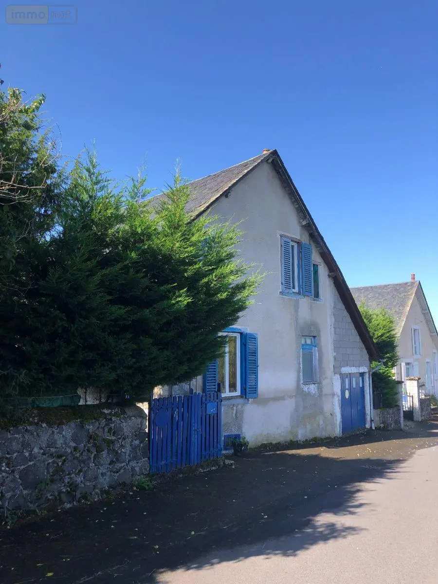 Maison a vendre Lugarde 15190 Cantal 15 43000 euros FG/2302 002
