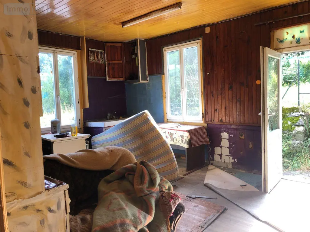 Maison a vendre Lugarde 15190 Cantal 15 43000 euros FG/2302 023