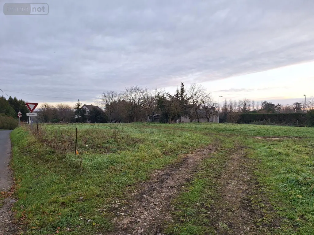 Terrain a batir a vendre Saint-Georges-sur-Moulon 18110 Cher 18 34500 euros 18016/1889 002