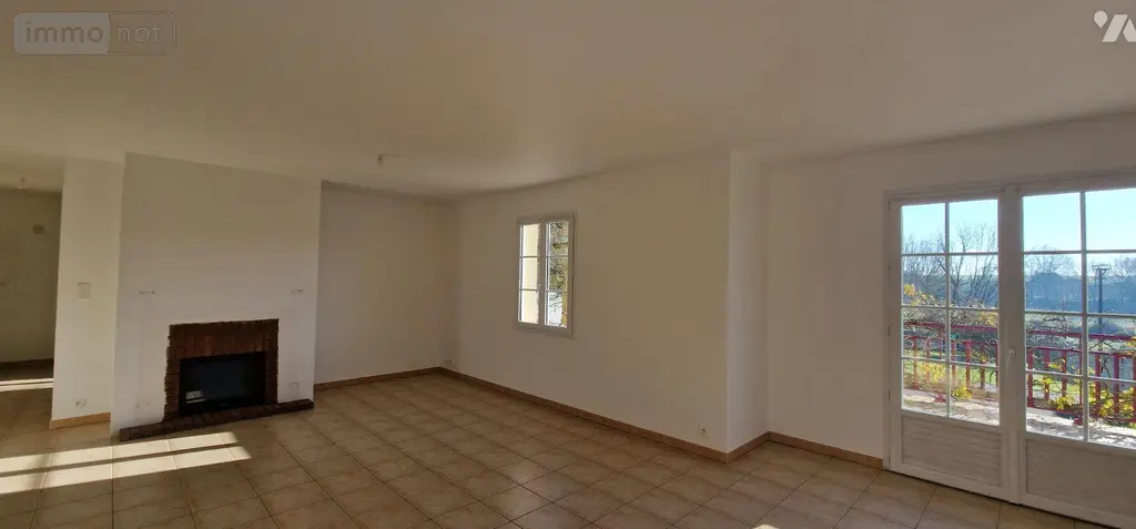 Maison a vendre Pas-de-Jeu 79100 Deux-Sèvres 79 110 m2 3 pièces 206000 euros 79/BB/519 002