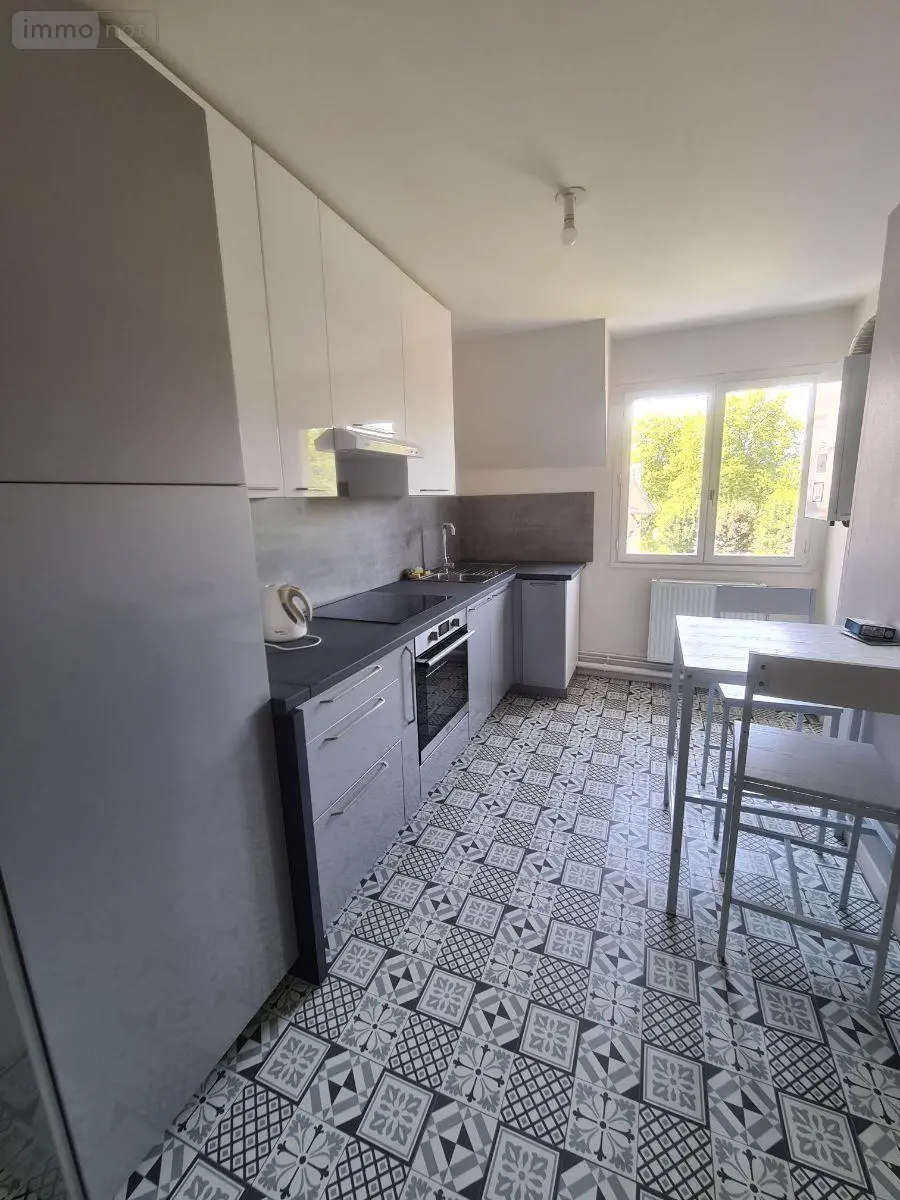 Location appartement Bayeux 14400 Calvados 14 62 m2 775 euros L610 002